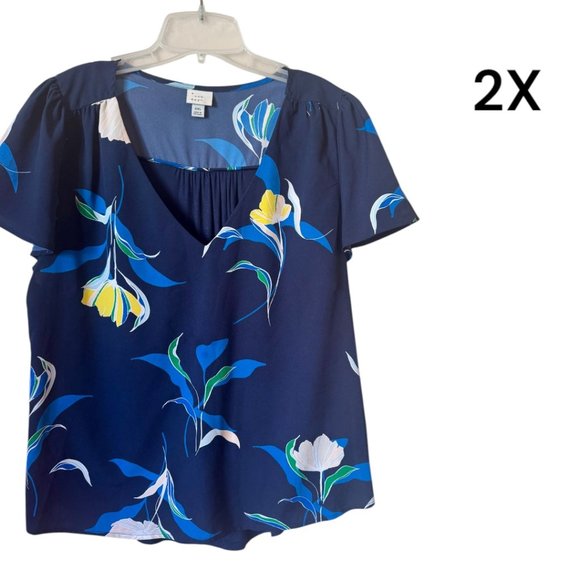 A New Day Tops - ❤️NAVY/FLORAL PRINT SPRING/SUMMER TOP  2X